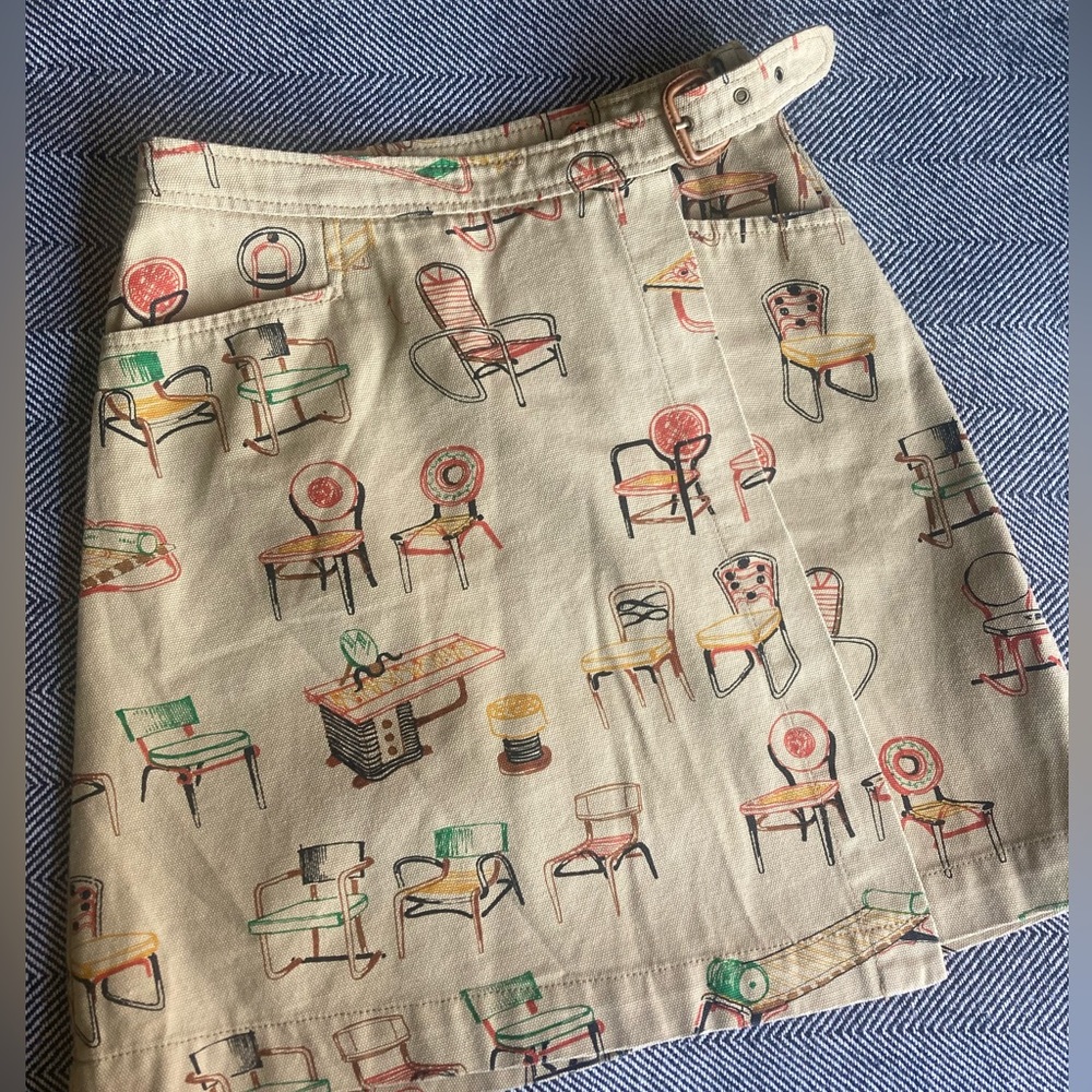 Quirky Anthropologie mini skirt with chairs